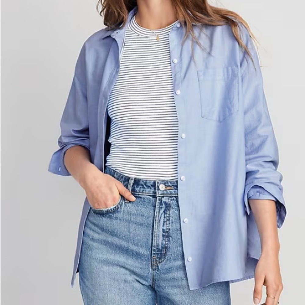 NWOT Oversized Button-Down Boyfriend Shirt
Oxford Bue